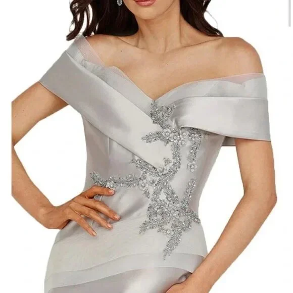 Terani Couture Silver Mother of the Bride Gown - Size 16. SKU: 7008537 - Picture 3 of 4